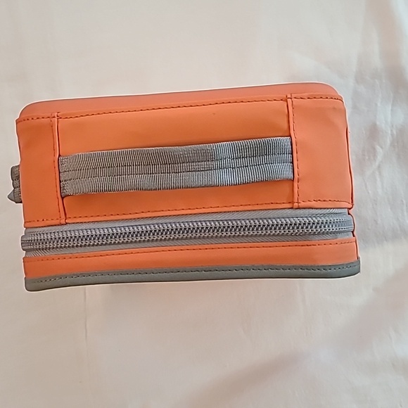 Yeti DayTrip Lunch Box, Coral/peachy, Cooler - Picture 5 of 16